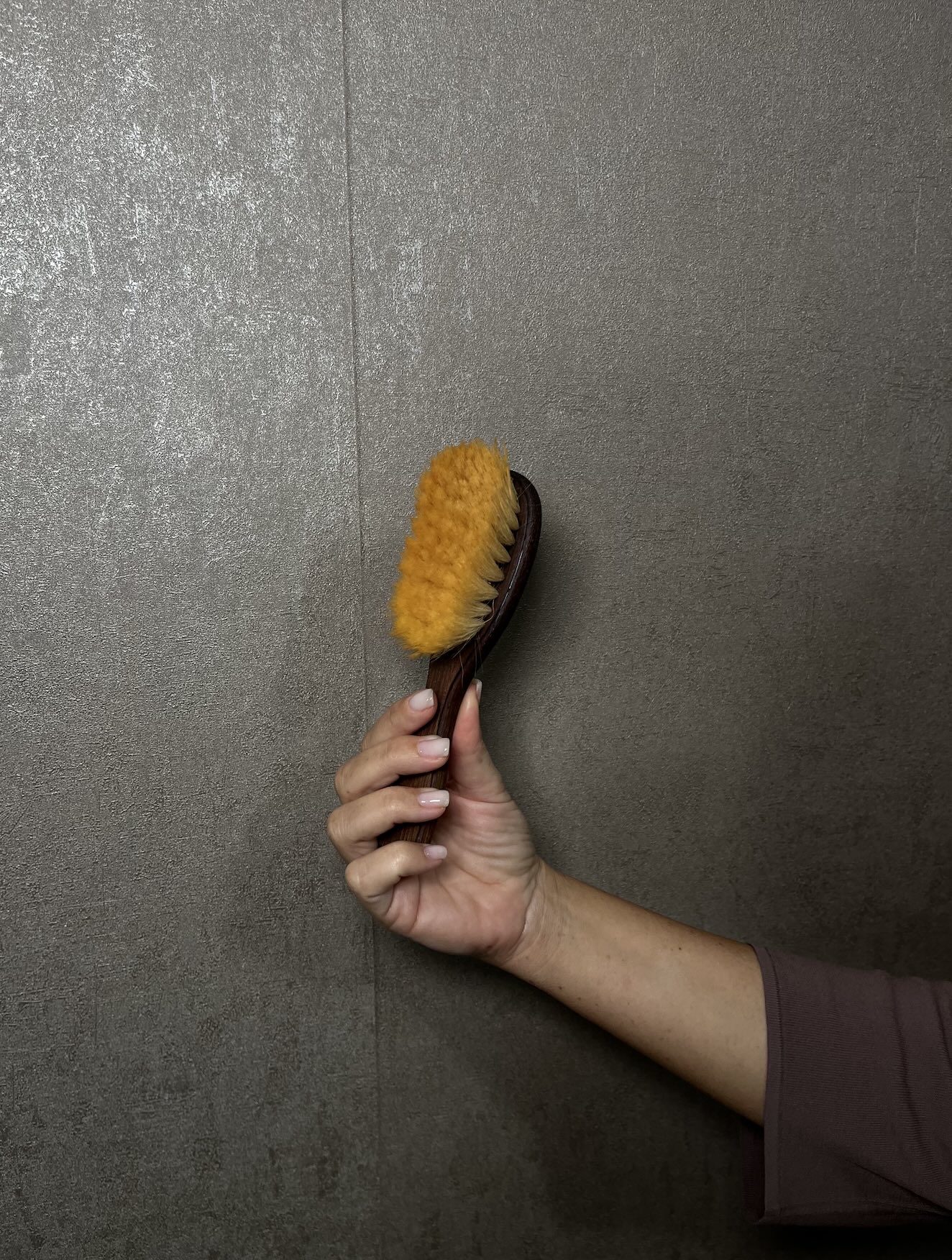 Face Brushing